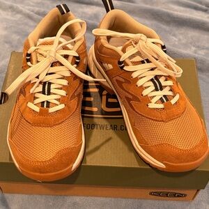 NIB Keen Hightrail Vent, Chipmunk Birch, 6.5 Women’s